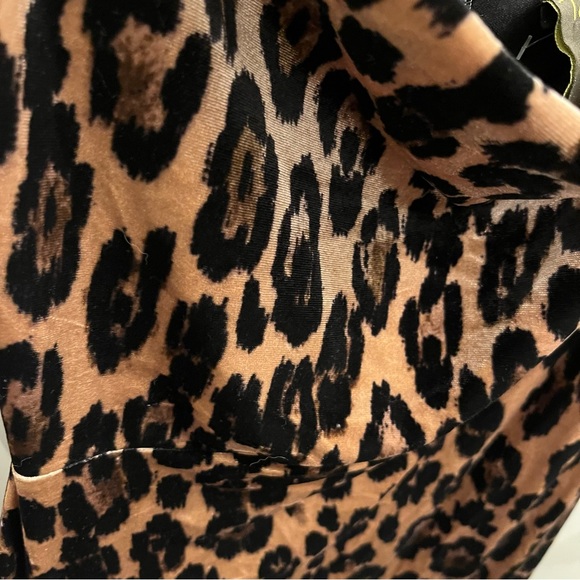 Taylor Leopard Print Maxi Dress Size 6 - Picture 3 of 5